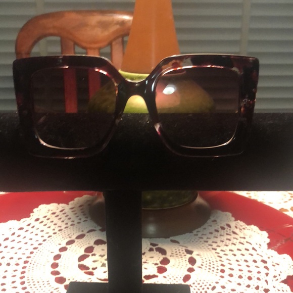 Classic Oversized Square Sunglasses Women New Fashion Black Leopard Sun Glasses - Picture 3 of 5